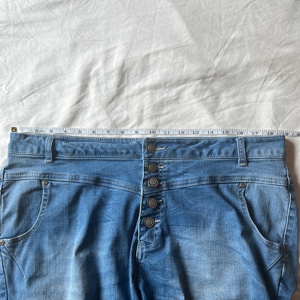 Ellos Jean Shorts Size: 16 - Picture 6 of 7